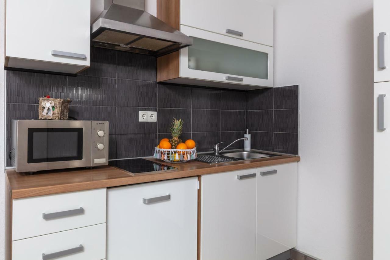 Apartments Bubalo 오미스 외부 사진